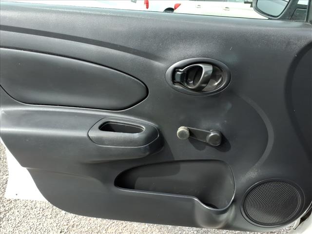 2017 Nissan Versa 1.6 S - Photo 6
