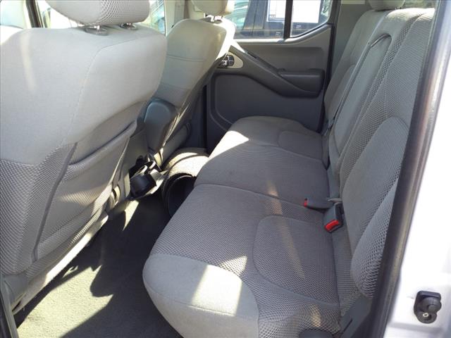 2006 Nissan Frontier SE - Photo 8