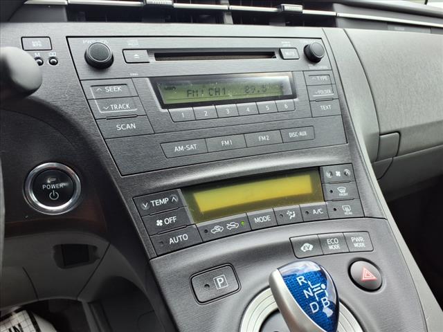 2011 Toyota Prius Three - Photo 8
