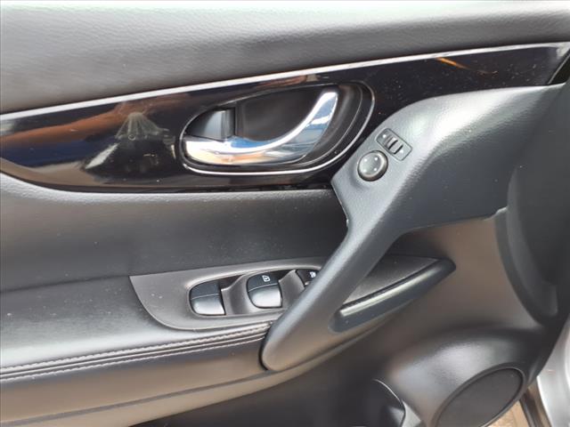 2021 Nissan Rogue Sport SV - Photo 9