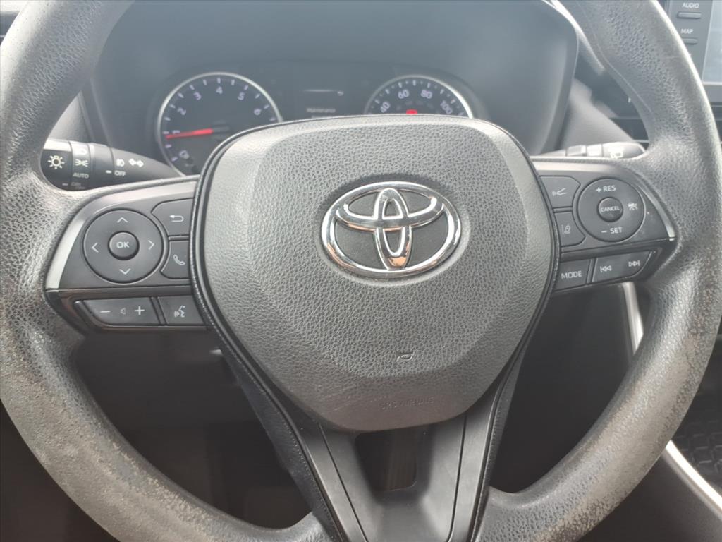 2019 Toyota RAV4 XLE - Photo 12