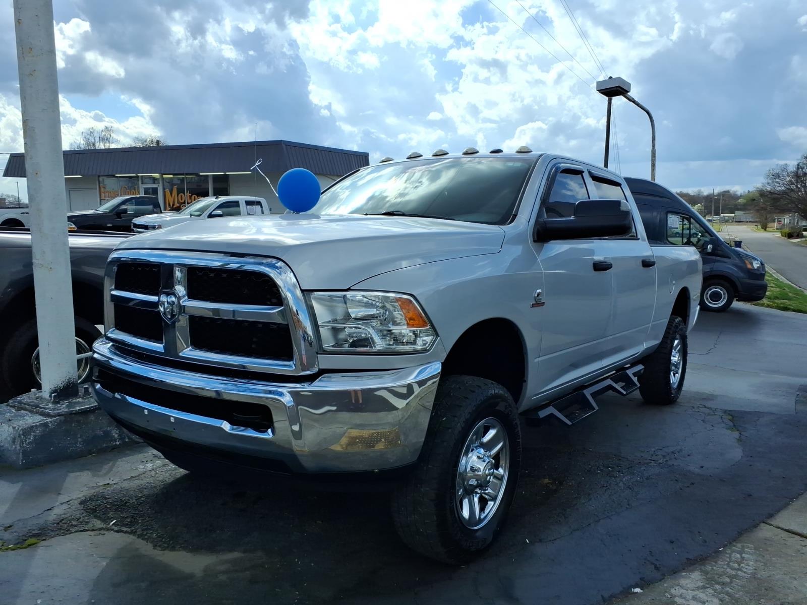 2018 RAM 2500 Tradesman Crew Cab 4WD