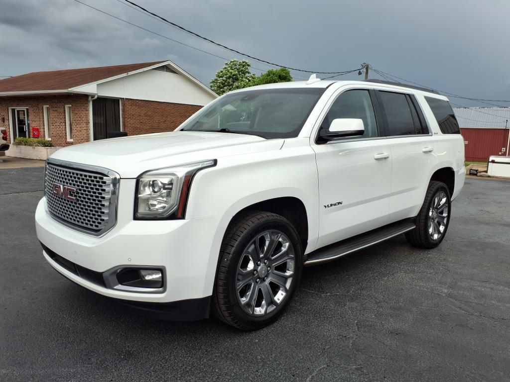 2017 GMC Yukon SLE - main photo