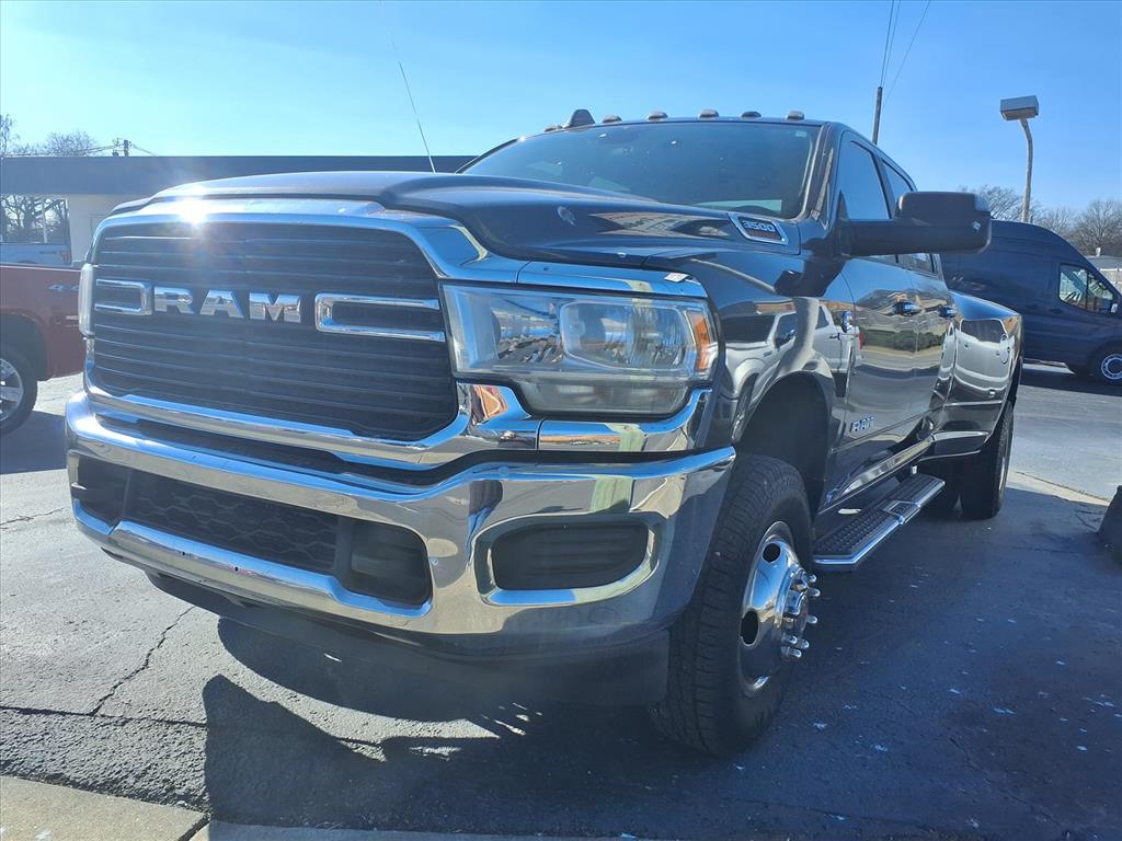 2019 RAM 3500 Big Horn - main photo