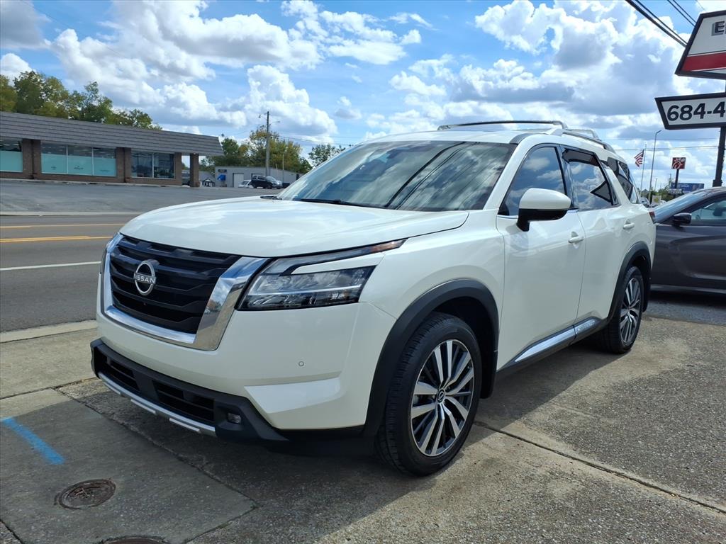 2022 Nissan Pathfinder