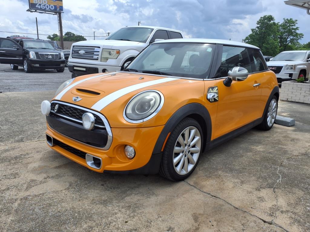 2014 MINI Hardtop Cooper S - main photo