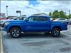 2017 Toyota Tacoma TRD Sport - thumbnail 2