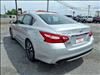 2016 Nissan Altima 2.5 SV - thumbnail 3