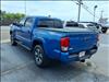 2017 Toyota Tacoma TRD Sport - thumbnail 3