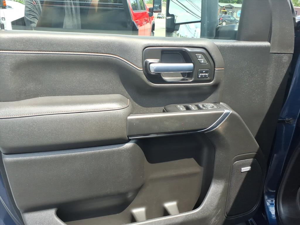 2022 GMC Sierra 3500HD AT4 - Photo 6