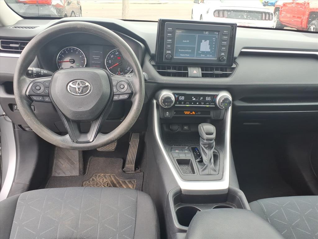 2019 Toyota RAV4 XLE - Photo 9