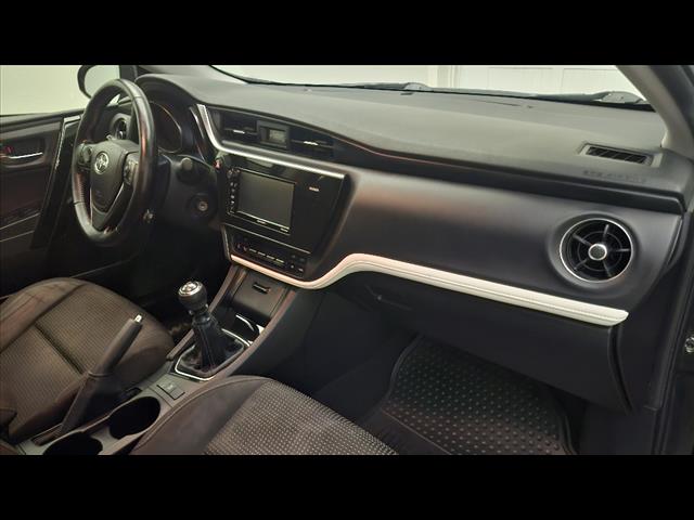 2016 Scion iM Base