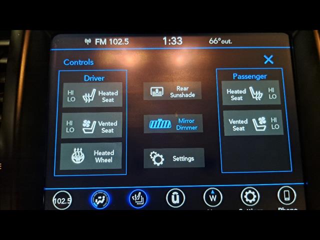 2022 Chrysler 300 S V8