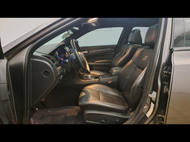 2022 Chrysler 300 S V8