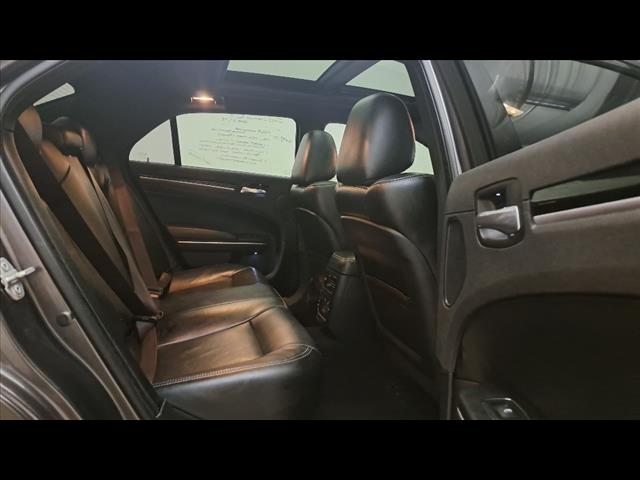 2022 Chrysler 300 S V8