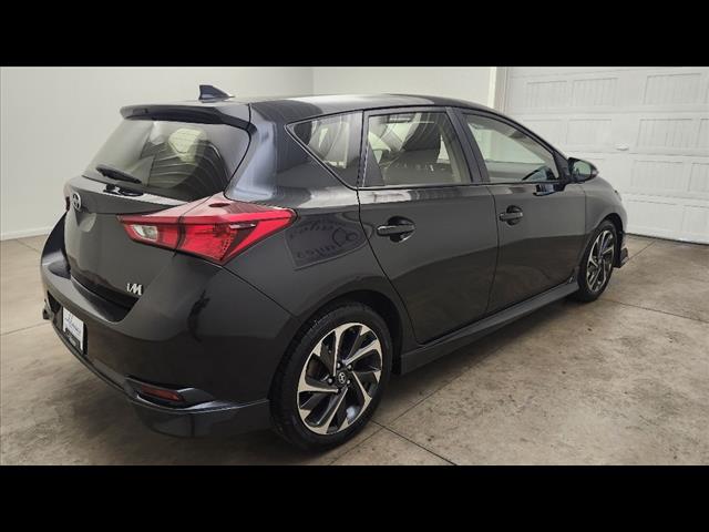 2016 Scion iM Base