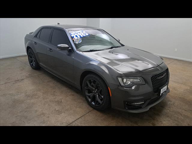 2022 Chrysler 300 S V8