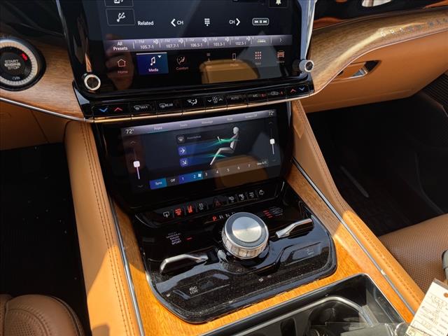 2022 Jeep Grand Wagoneer Series III