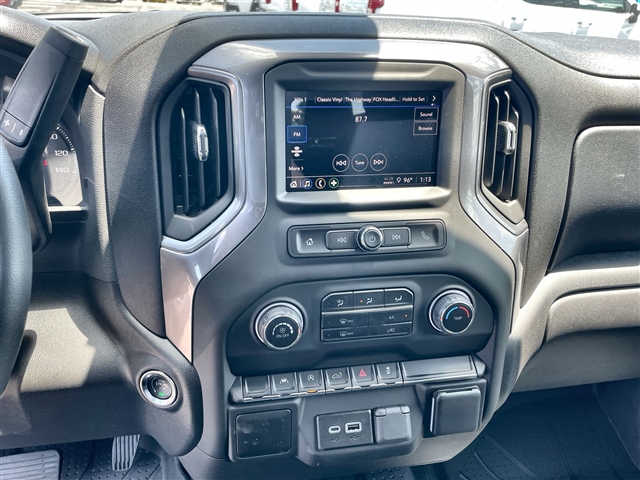 2025 Chevrolet Silverado 1500 Custom