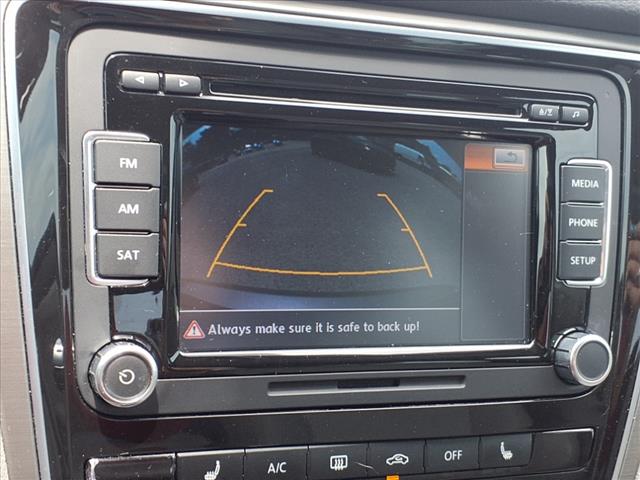 2014 Volkswagen Passat 1.8T SE