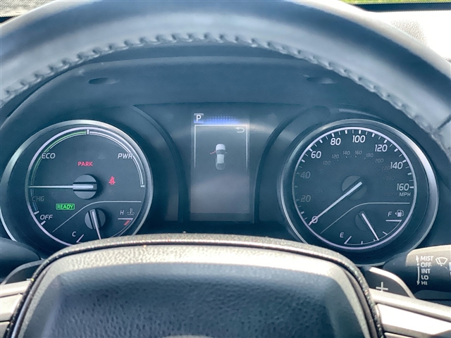 2022 Toyota Camry Hybrid SE Nightshade