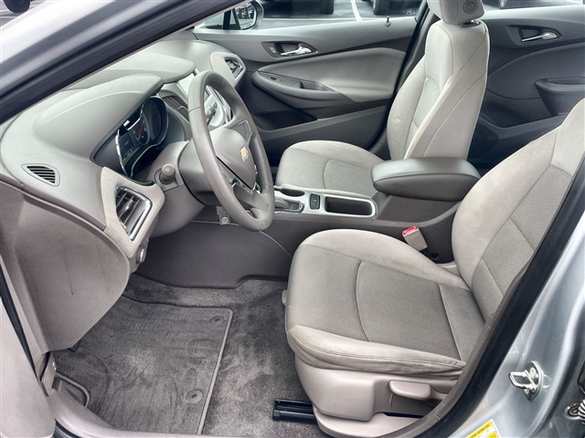 2018 Chevrolet Cruze LS Auto