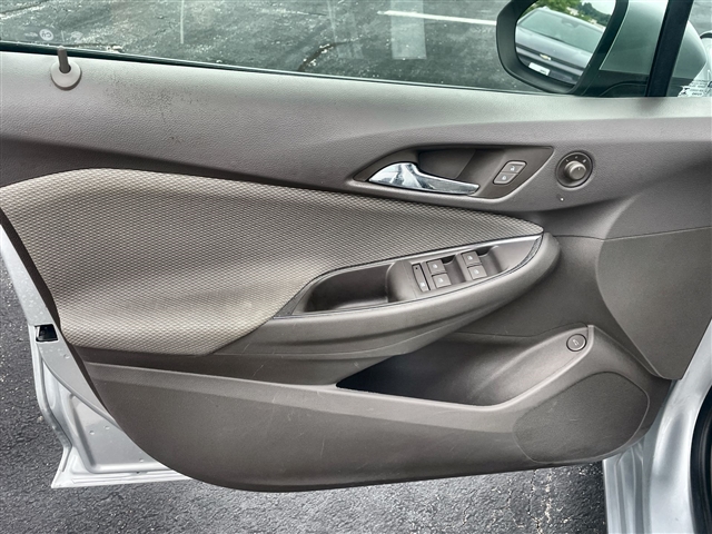 2018 Chevrolet Cruze LS Auto