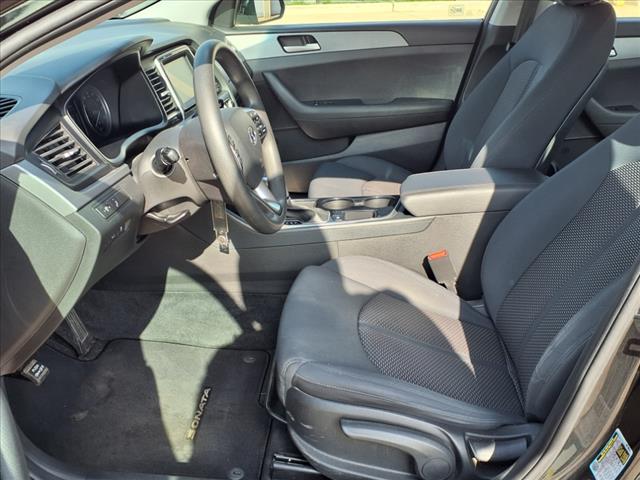 2018 Hyundai SONATA SE