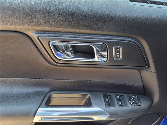 2016 Ford Mustang V6