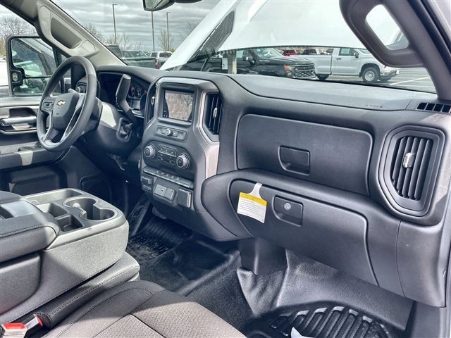 2025 Chevrolet Silverado 3500HD Work Truck