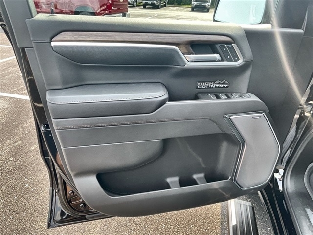 2025 Chevrolet Silverado 1500 High Country