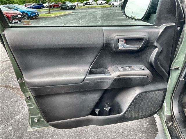 2021 Toyota Tacoma TRD Sport