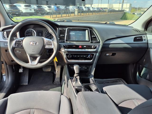 2018 Hyundai SONATA SE