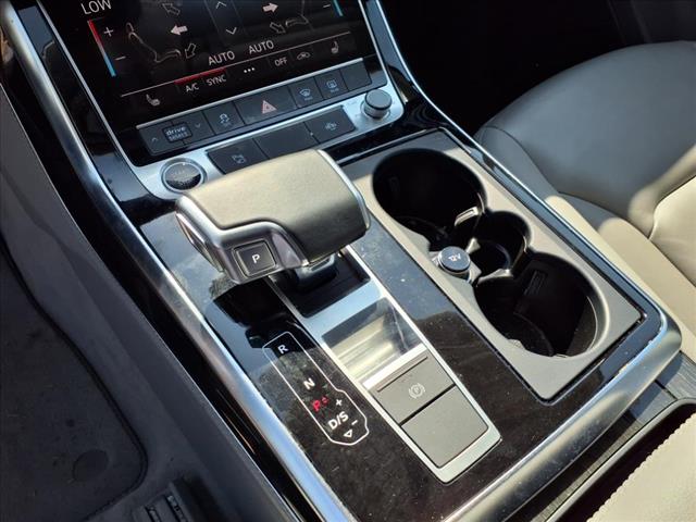 2024 Audi Q7 quattro Premium Plus 45 TFSI