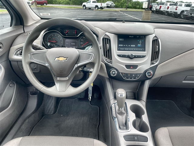 2018 Chevrolet Cruze LS Auto