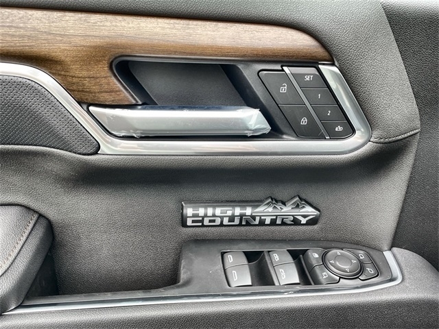2025 Chevrolet Silverado 1500 High Country