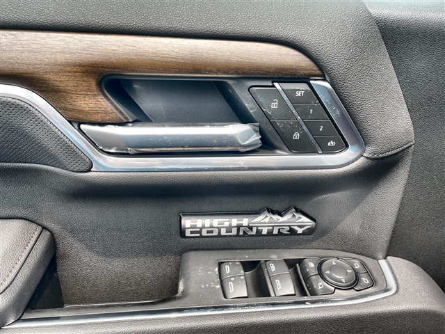 2025 Chevrolet Silverado 1500 High Country