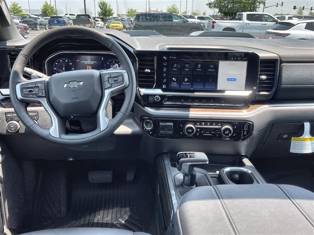 2025 Chevrolet Silverado 1500 LT Trail Boss