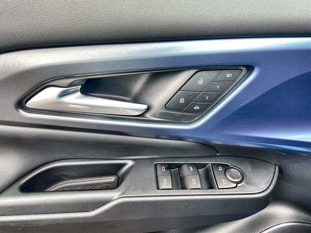 2025 Chevrolet Equinox EV LT2