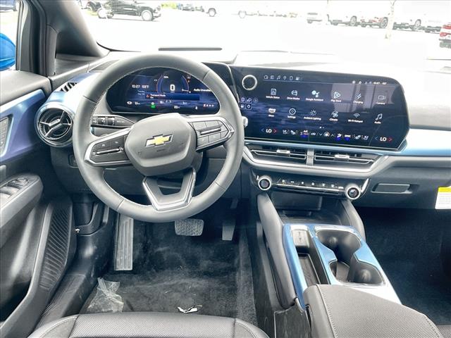 2025 Chevrolet Equinox EV LT2