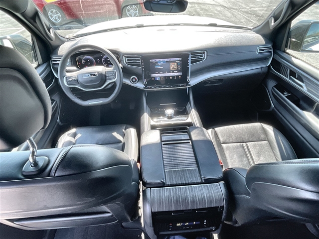 2023 Jeep Wagoneer L Series III