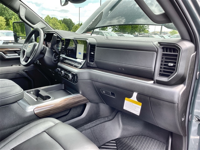 2025 Chevrolet Silverado 2500HD LT