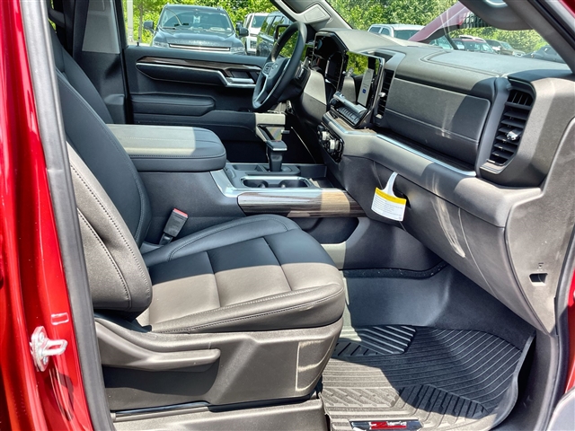 2025 Chevrolet Silverado 1500 LT Trail Boss