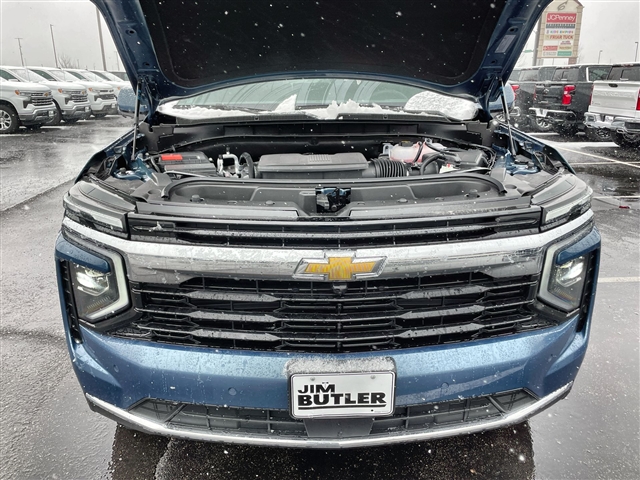 2025 Chevrolet Tahoe LS