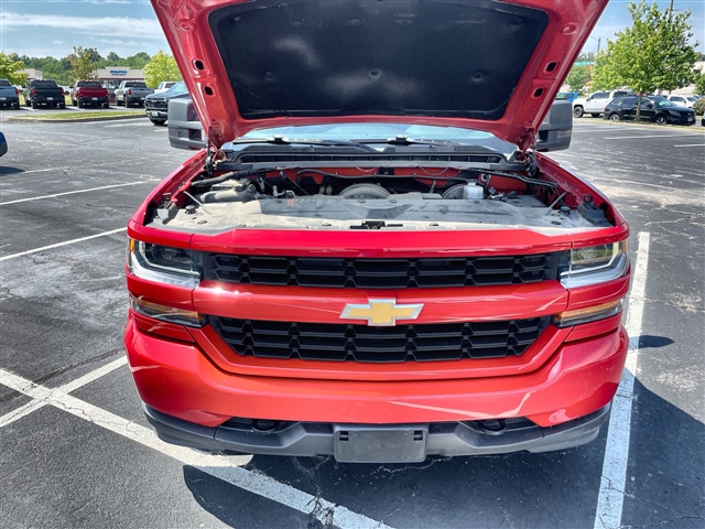 2018 Chevrolet Silverado 1500 Custom
