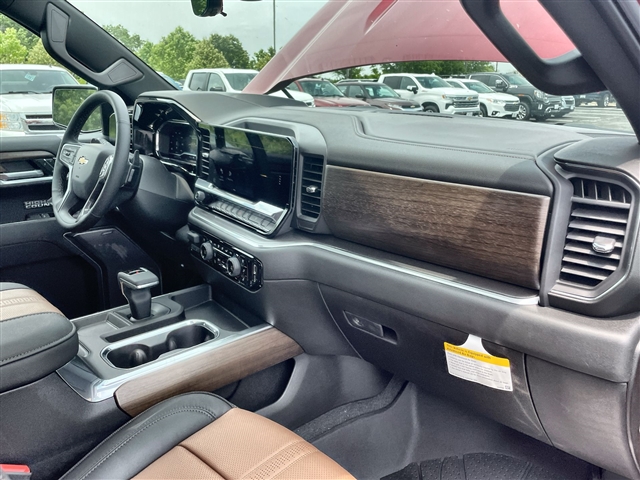 2025 Chevrolet Silverado 1500 High Country