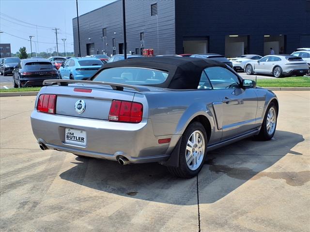 2007 Ford Mustang GT Deluxe