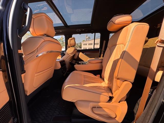 2022 Jeep Grand Wagoneer Series III