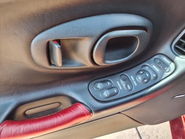 2001 Chevrolet Corvette Base