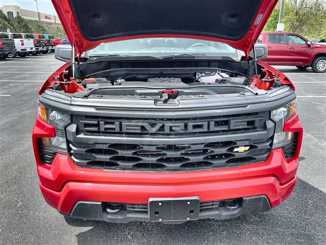 2025 Chevrolet Silverado 1500 Custom